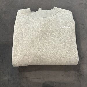 Gray women’s best crewneck